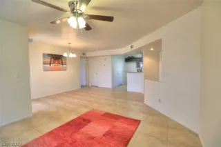 Photo #3: 2135675 Listing