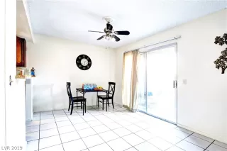 Photo #4: 2135719 Listing