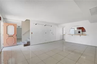 Photo #3: 2135734 Listing 