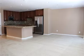 Photo #2: 2135744 Listing 