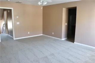 Photo #4: 2135744 Listing 