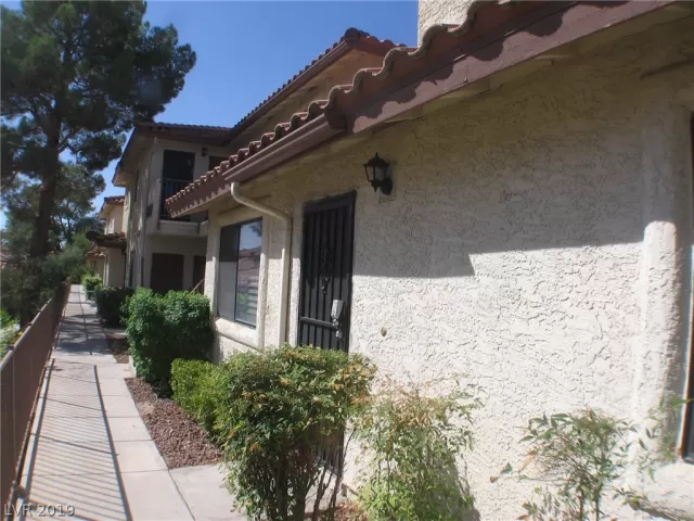 MLS: 2135752 Condo For Sale