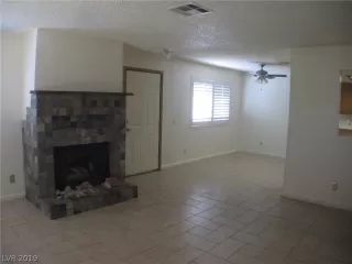 Photo #6: 2135752 Listing