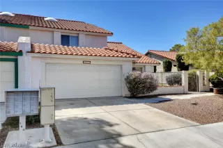 Photo #1: 2135764 Listing