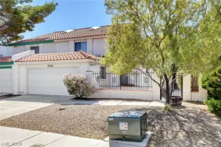 Photo #2: 2135764 Listing