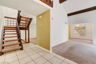 Photo #4: 2135764 Listing