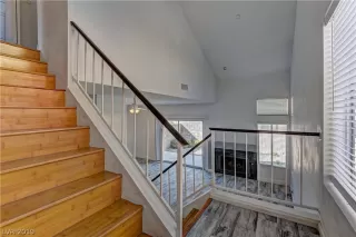 Photo #3: 2135826 Listing