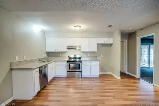 Photo #1: 2135834 Listing 