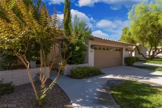 Photo #1: 2135876 Listing