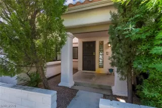 Photo #2: 2135876 Listing