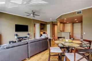 Photo #1: 2135940 Listing
