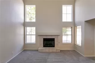 Photo #2: 2135981 Listing 