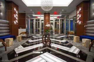 Photo #1: 2135987 Listing