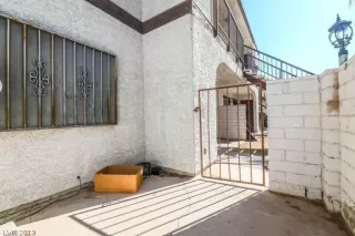 Photo #1: 2135999 Listing 