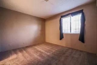 Photo #2: 2135999 Listing 