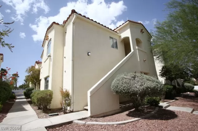 MLS: 2136071 Condo For Sale