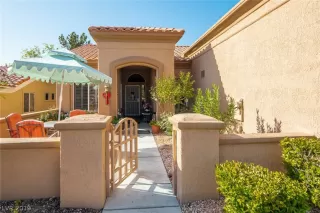 Photo #1: 2136117 Listing 