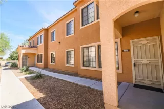 Photo #1: 2136203 Listing 