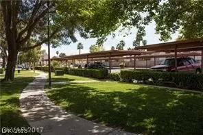 Photo #2: 2136272 Listing