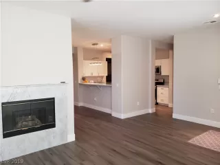 Photo #2: 2136301 Listing