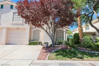 Photo #1: 2136344 Listing