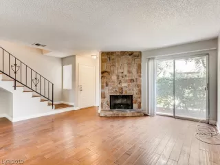 Photo #5: 2136364 Listing 