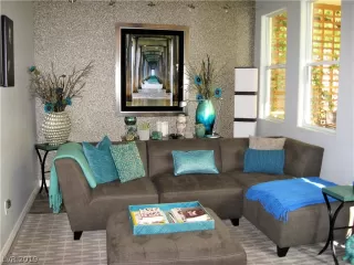 Photo #1: 2136421 Listing