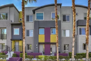 Photo #1: 2136480 Listing