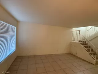 Photo #2: 2136659 Listing 