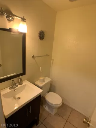 Photo #4: 2136659 Listing 