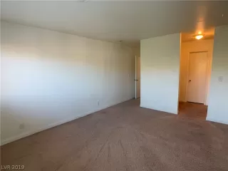 Photo #6: 2136659 Listing 