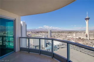 Photo #2: 2136666 Listing