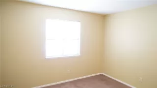 Photo #4: 2136731 Listing 