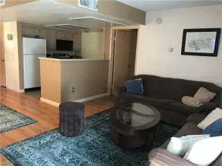 Photo #6: 2136748 Listing 