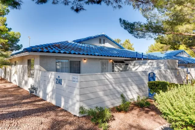 MLS: 2136971 Condo For Sale