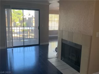 Photo #3: 2136975 Listing 