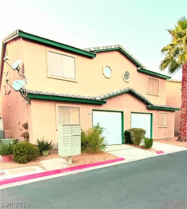 MLS: 2137104 Condo For Sale