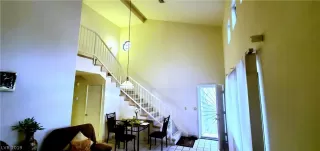 Photo #3: 2137104 Listing