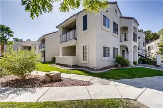 Photo #1: 2137121 Listing