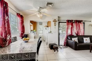 Photo #6: 2137121 Listing