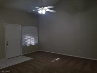 Photo #5: 2137149 Listing 