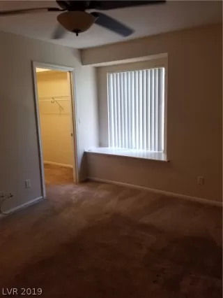 Photo #4: 2137161 Listing