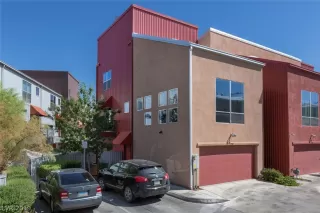 Photo #1: 2137223 Listing 