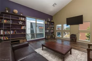 Photo #6: 2137223 Listing 