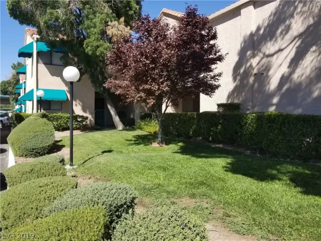 MLS: 2137258 Condo For Sale