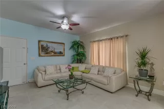 Photo #3: 2137316 Listing 