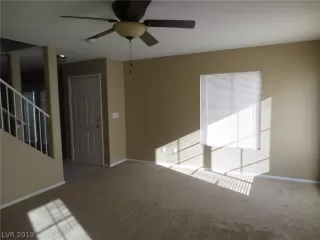 Photo #3: 2137350 Listing 