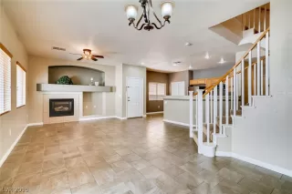 Photo #4: 2137359 Listing