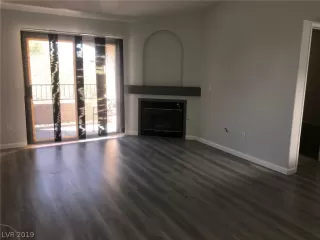 Photo #1: 2137393 Listing