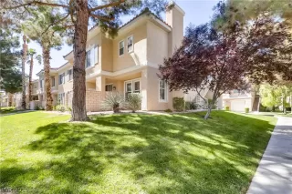 Photo #2: 2137427 Listing 